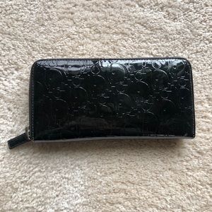 Dior Ultimate Zip Wallet